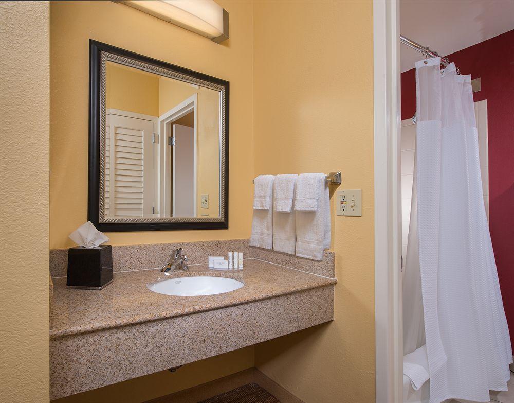 Courtyard By Marriott Annapolis Hotel Exterior foto