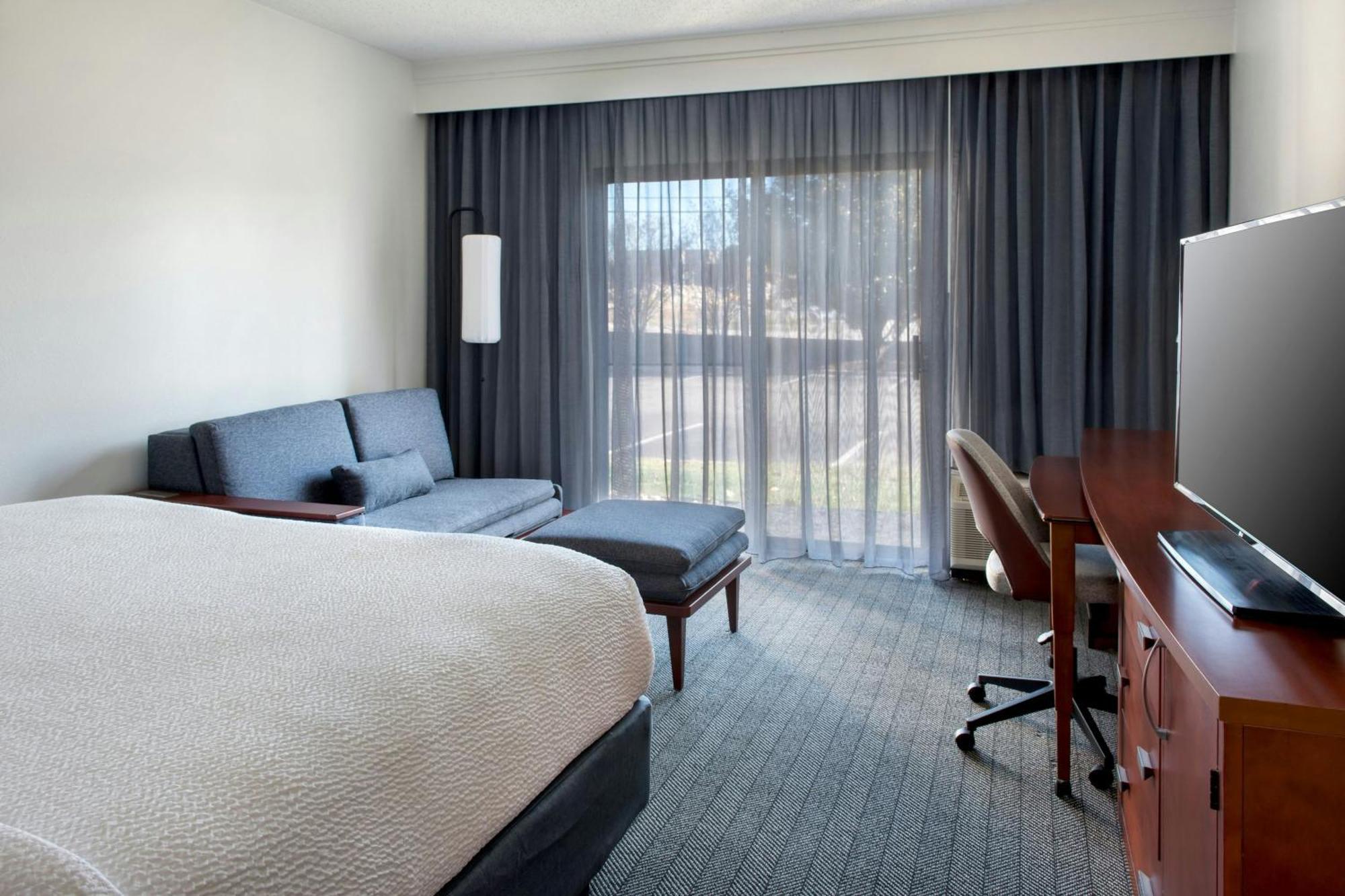 Courtyard By Marriott Annapolis Hotel Exterior foto