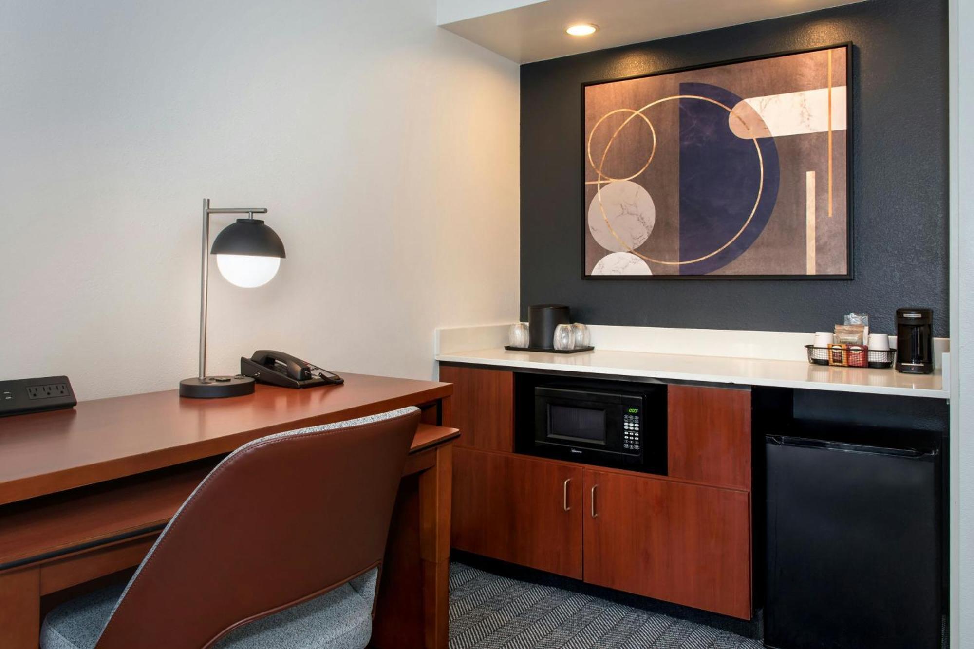 Courtyard By Marriott Annapolis Hotel Exterior foto