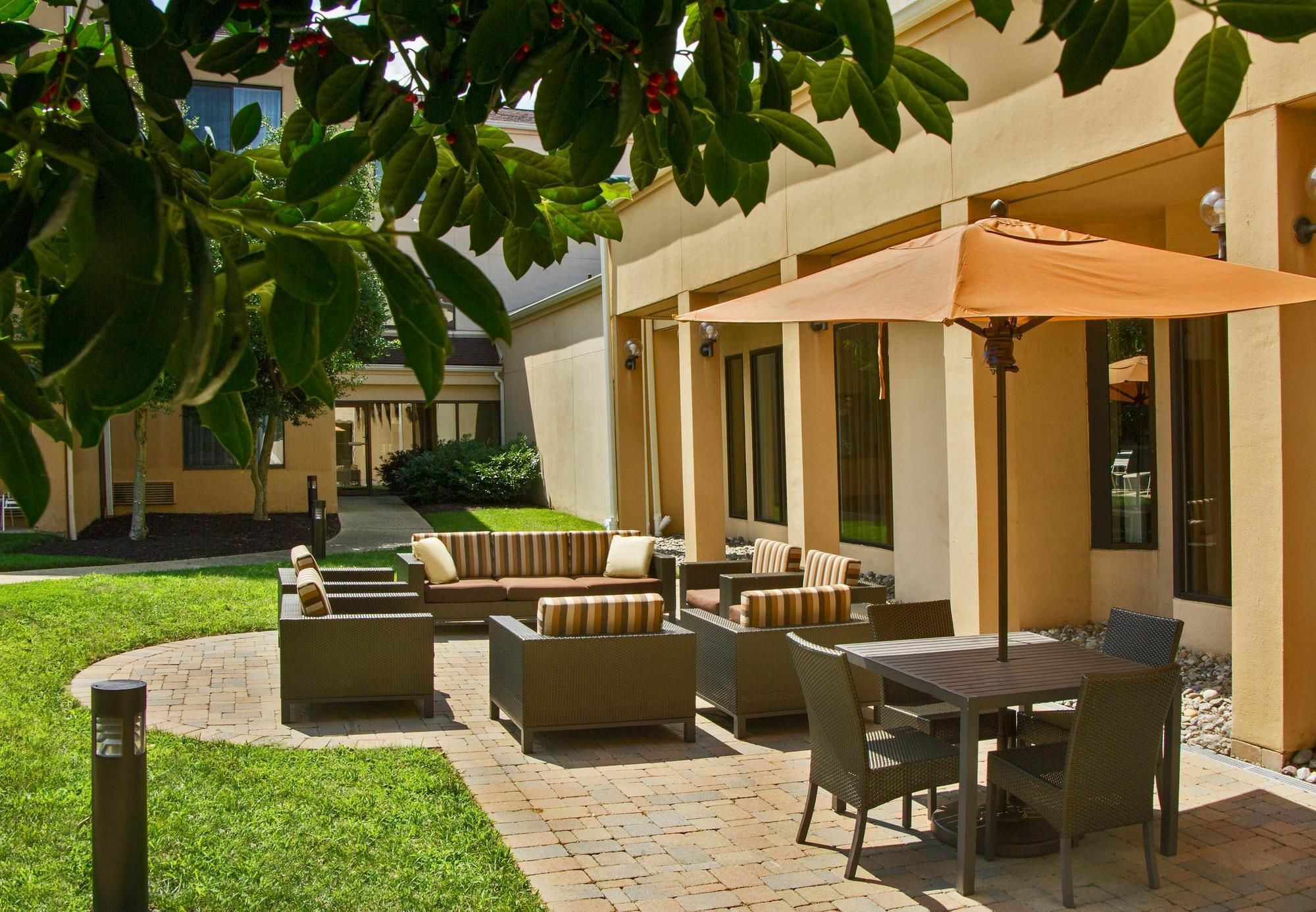 Courtyard By Marriott Annapolis Hotel Exterior foto